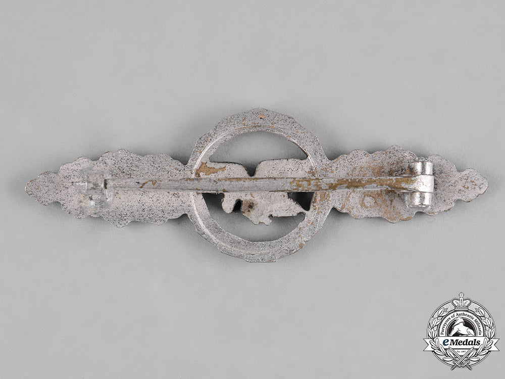 germany,_luftwaffe._a_front_flying_clasp_for_transport_pilots,_silver_grade,_post-1957_reissue_c19-8615