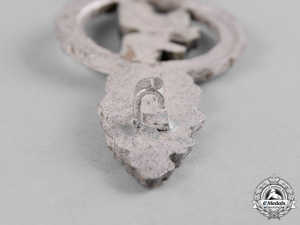 germany,_luftwaffe._a_front_flying_clasp_for_transport_pilots,_silver_grade,_post-1957_reissue_c19-8618