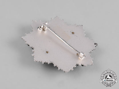 germany,_wehrmacht._a_german_cross_in_silver,_post-1957_reissue_c19-8623
