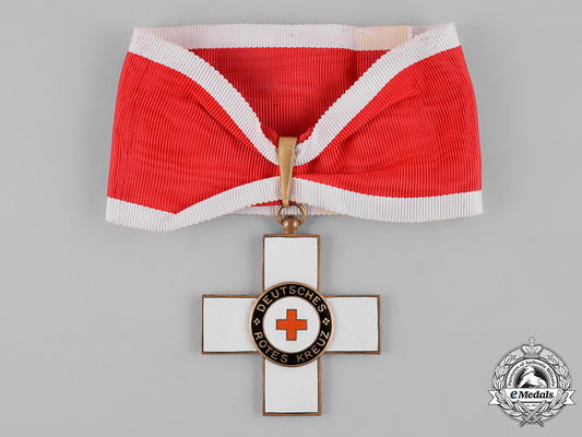 germany,_drk._an_honour_cross_of_the_german_red_cross_c19-8641_2_1