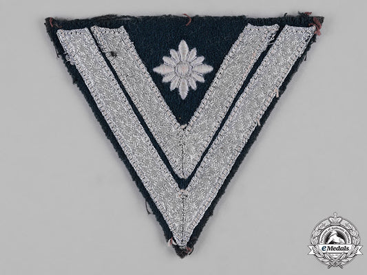 germany,_heer._a_heer_obergefreiter_sleeve_rank_chevron_c19-8688_1