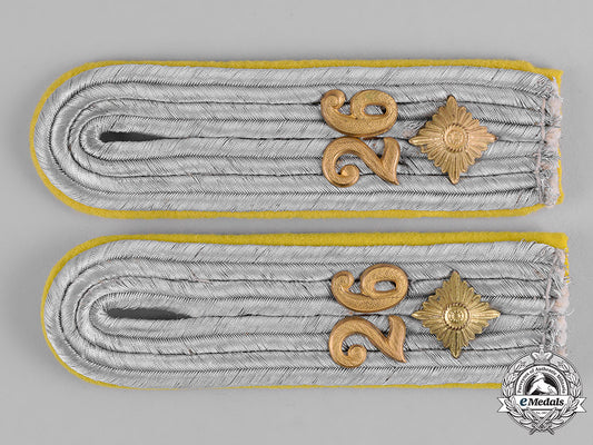 germany,_heer._a_pair_of_heer(_army)_signals_oberleutnant_shoulder_boards_c19-8702