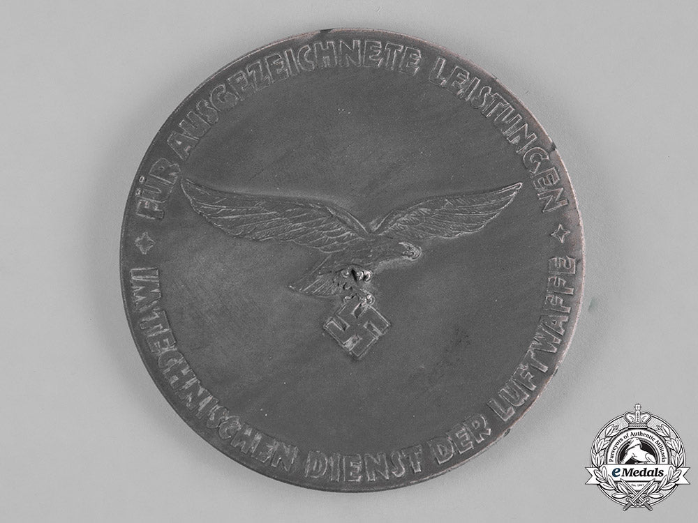 germany,_luftwaffe._a_table_medal_for_outstanding_technical_achievements_in_the_luftwaffe_c19-8763_2