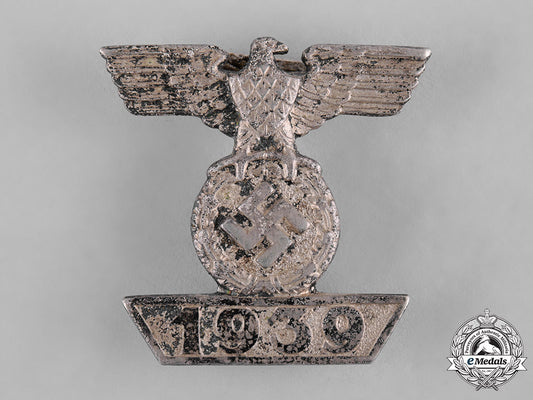 germany,_wehrmacht._a_clasp_to_the1939_iron_cross_ii_class,_type_ii_c19-8766