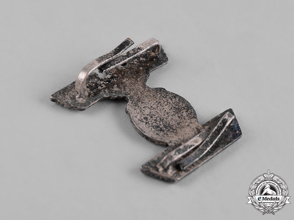 germany,_wehrmacht._a_clasp_to_the1939_iron_cross_ii_class,_type_ii_c19-8769