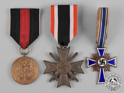germany,_third_reich._a_lot_of_third_reich_period_medals_c19-8819