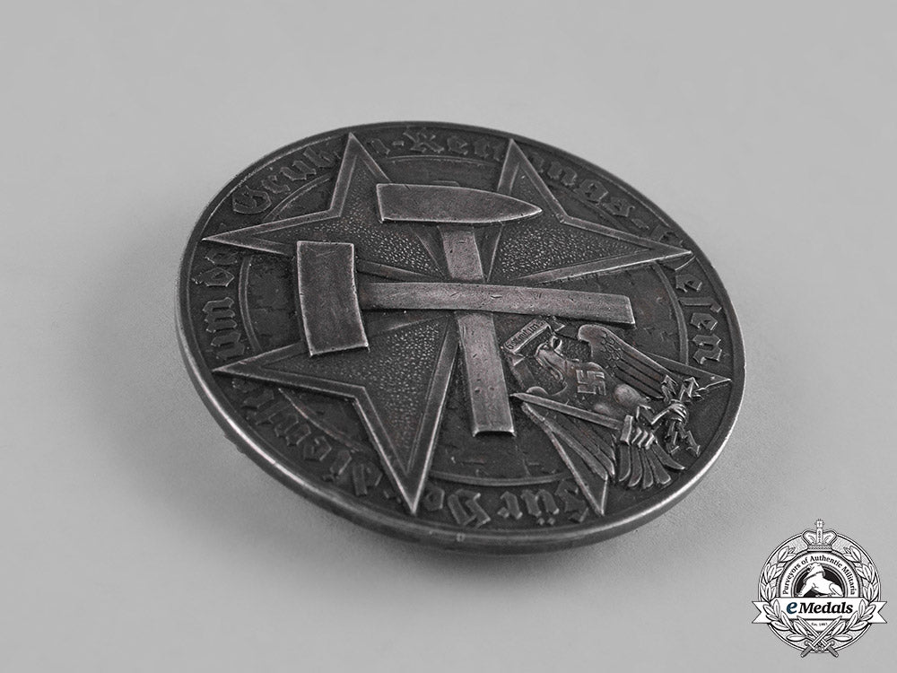 germany,_third_reich._a_rare_mine_rescue_commemorative_badge_c19-8834_1_1