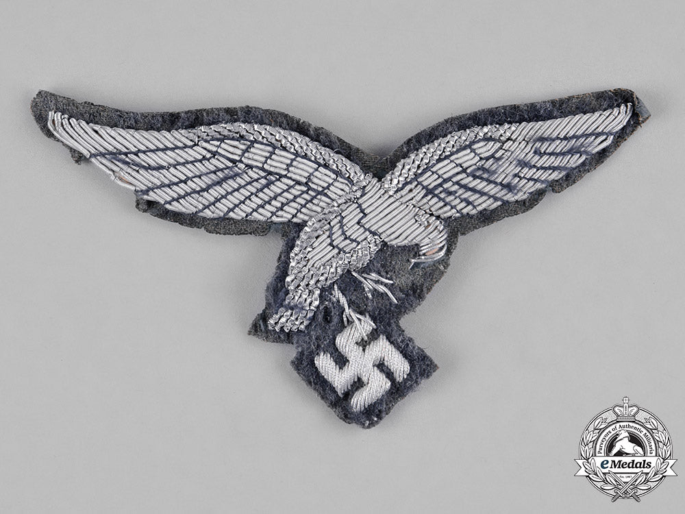 germany,_luftwaffe._an_officer’s_tunic_breast_eagle_c19-8867