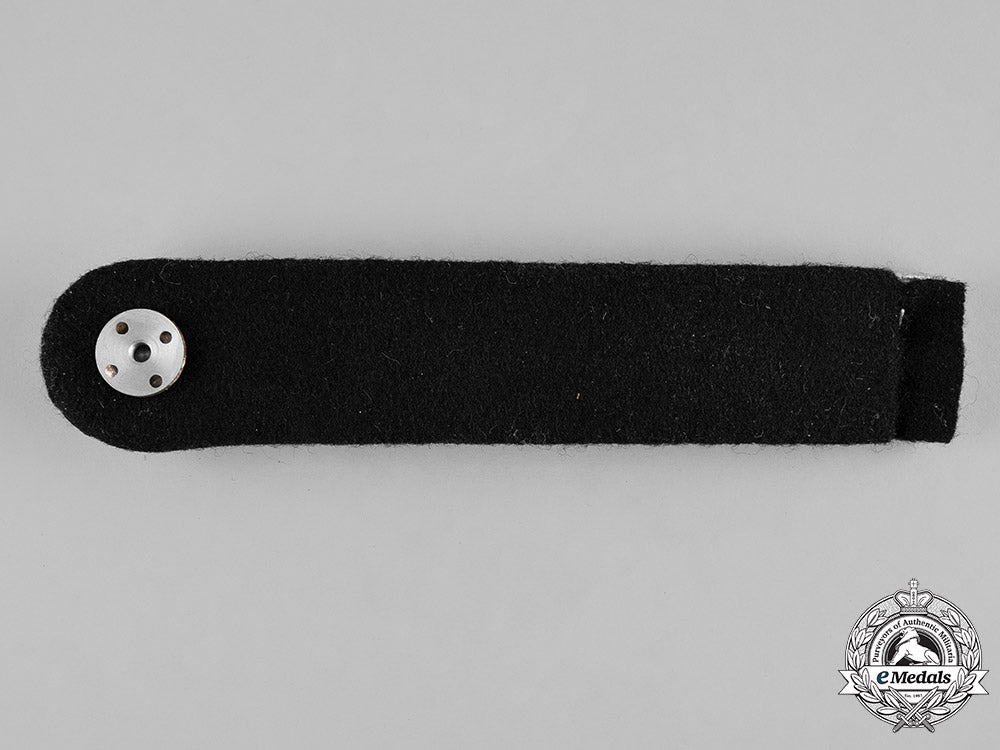 germany,_ss._a_officer’s_shoulder_board_c19-8876_1