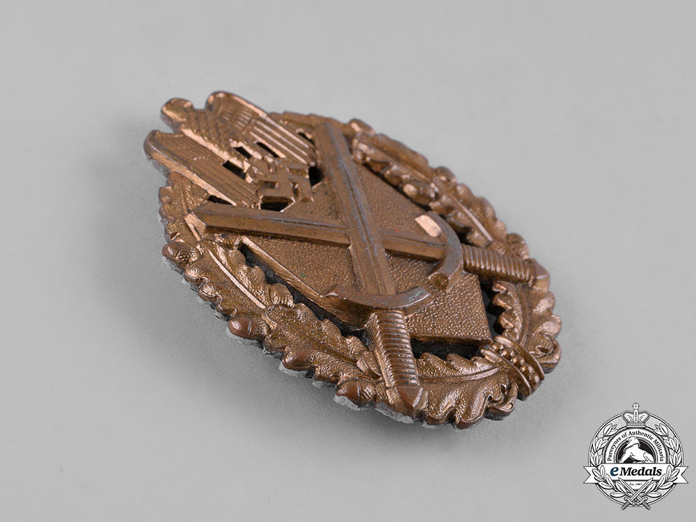 germany,_wehrmacht._a_pair_of_wehrmacht_marksmanship_lanyard_shields_c19-8882