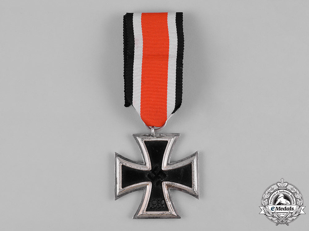 germany,_wehrmacht._a1939_iron_cross,_ii_class_c19-8916