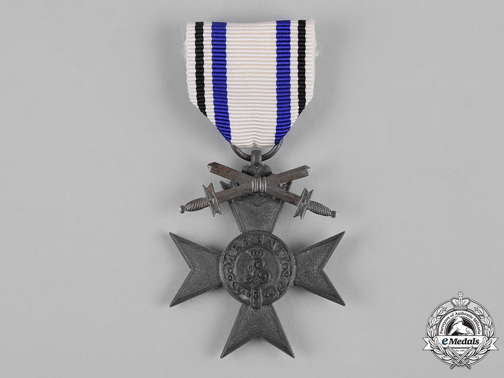 bavaria,_kingdom._a_military_merit_cross,_iii_class_with_swords,_with_case,_by_weiss&_co._c19-8930_1_1_1