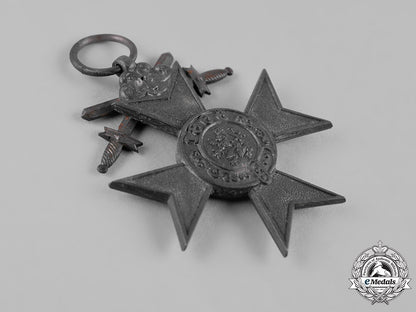 bavaria,_kingdom._a_military_merit_cross,_iii_class_with_swords,_with_case,_by_weiss&_co._c19-8934_1_1_1