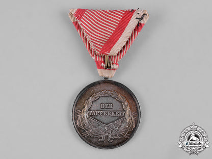 austria,_imperial._a_silver_bravery_medal,_ii_class_c19-8993