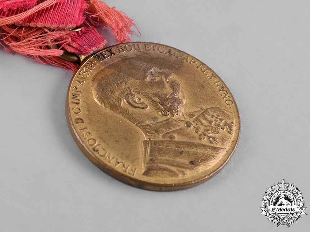 austria,_imperial._a_lot_of_imperial_austrian_medals&_decorations_c19-9007_1
