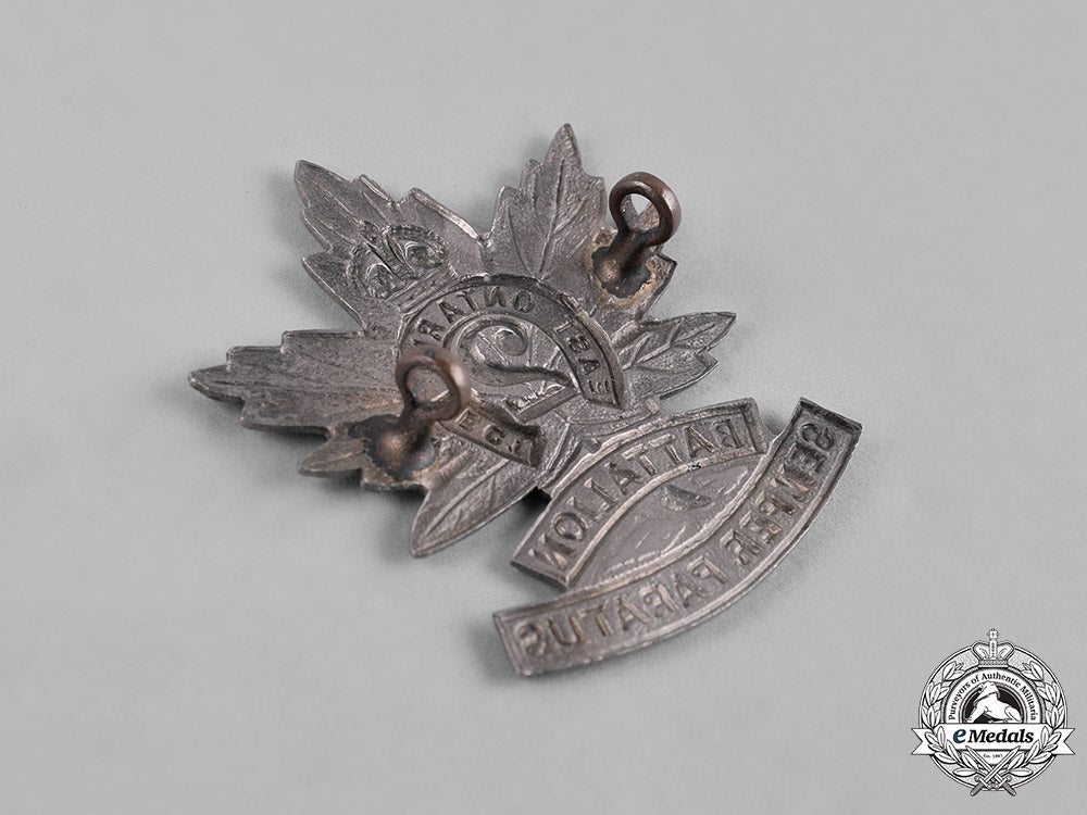 canada._a_lot_of_three_first_war_era_cap_badges_c19-9329