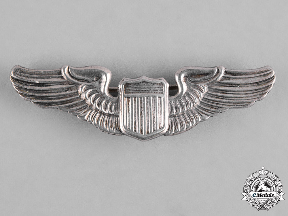 united_states._an_army_air_force_pilot_badge,_reduced_size,_by_n.s.meyer_c19-9378