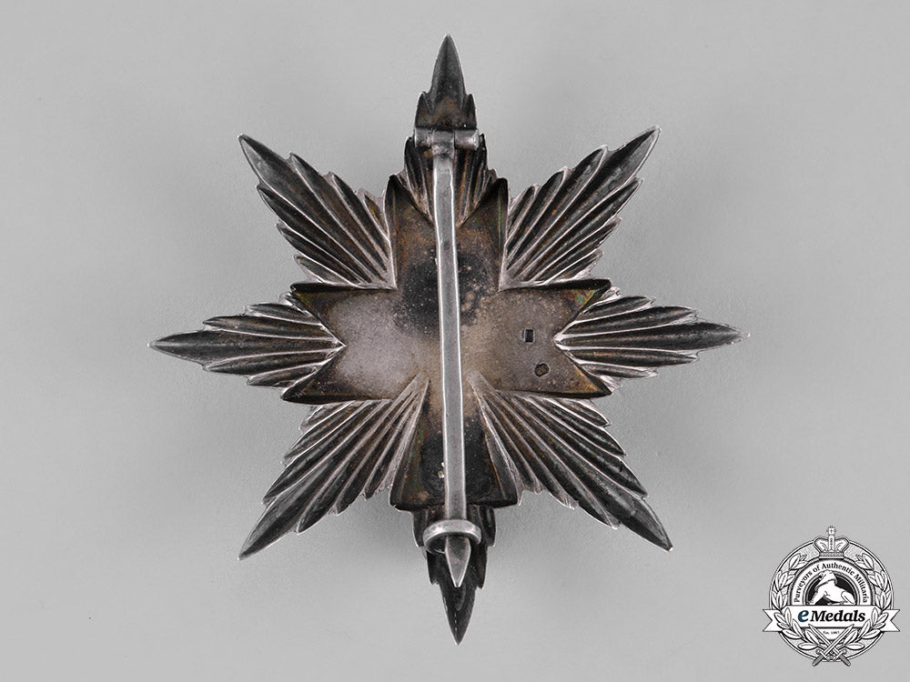 croatia,_independent_state._an_order_of_king_zvonimir's_crown,_i_class_with_oak_leaves_star,_c.1942_c19-9439_1