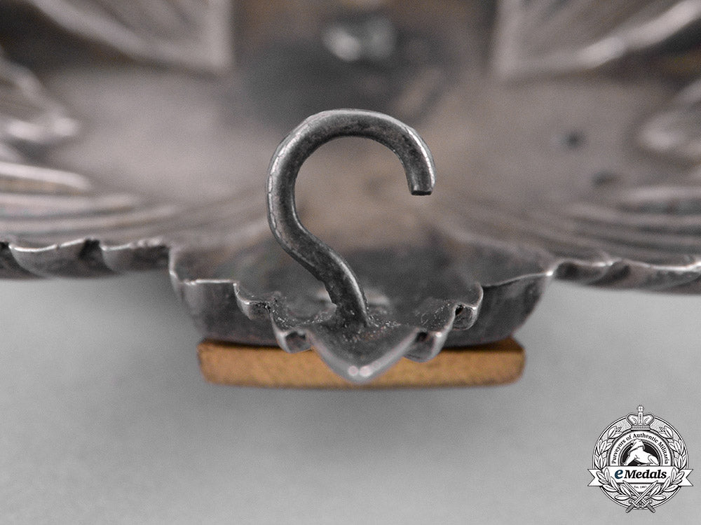 croatia,_independent_state._an_order_of_king_zvonimir's_crown,_i_class_with_oak_leaves_star,_c.1942_c19-9442_1