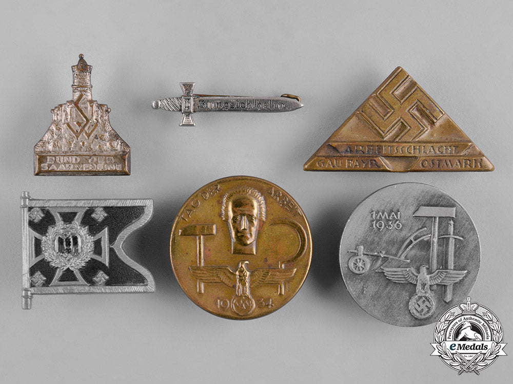 germany,_third_reich._a_lot_of_third_reich_period_badges_c19-9668