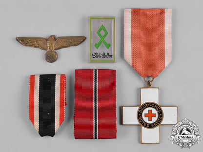 germany,_third_reich._a_lot_of_third_reich_era_medals&_insignia_c19-9923