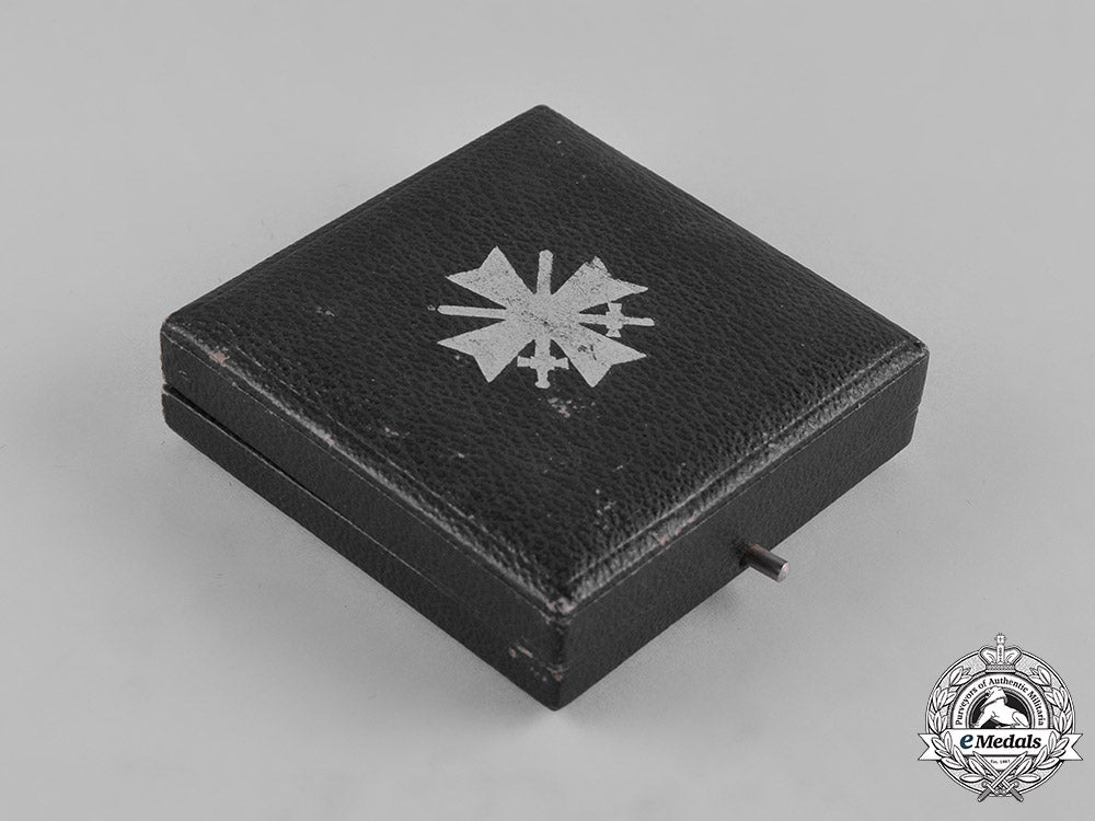 germany,_wehrmacht._an_war_merit_cross,_i_class_with_swords,_case,_by_deschler&_sohn_c19-9939