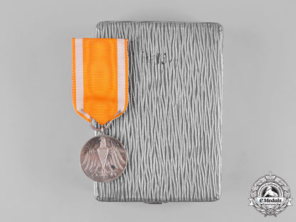 germany,_weimar._a_merit_award_for_rescue_from_danger_with_case_c19_0032