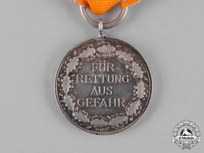germany,_weimar._a_merit_award_for_rescue_from_danger_with_case_c19_0035