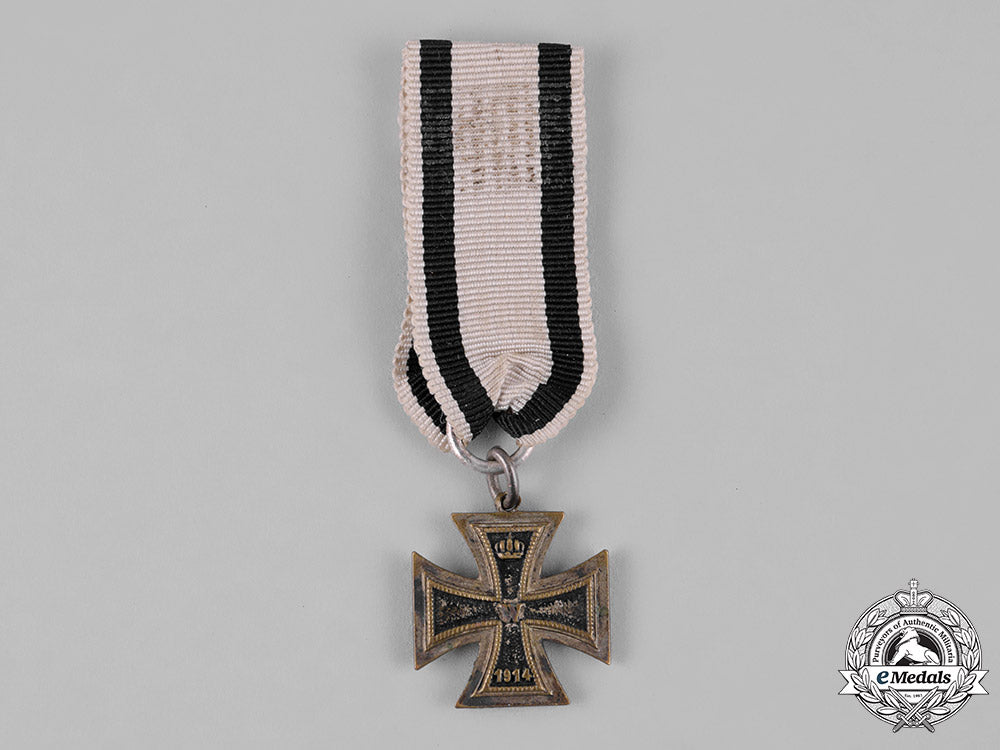 germany,_imperial._a_miniture1914_iron_cross_ii_class_for_non-_combatants_c19_0053