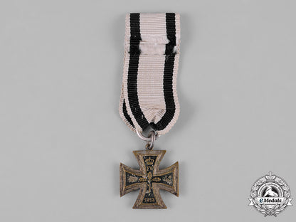 germany,_imperial._a_miniture1914_iron_cross_ii_class_for_non-_combatants_c19_0054