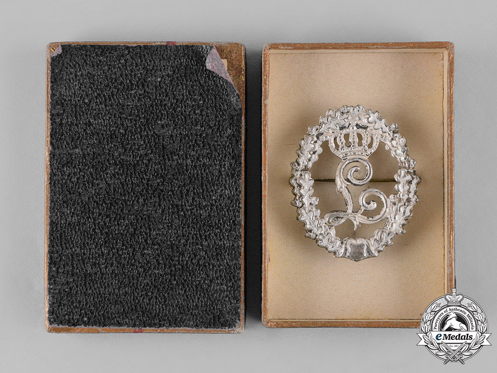 bavaria,_kingdom._a_king_ludwig_ii_commemorative_badge_with_case_of_issue_c19_0091_1