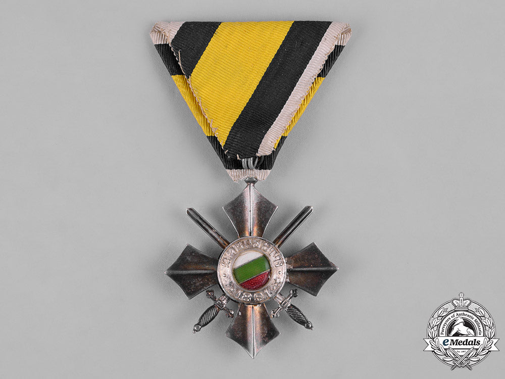 bulgaria,_kingdom._an_order_of_military_merit,_v_class_cavalier_cross,_c.1940_c19_0383_1