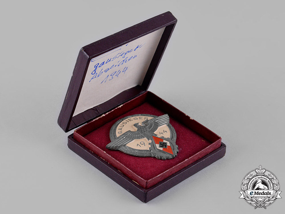 germany,_hj._a_cased1944_national_trade_competition_victor’s_badge_by_gustav_brehmer_c19_0402