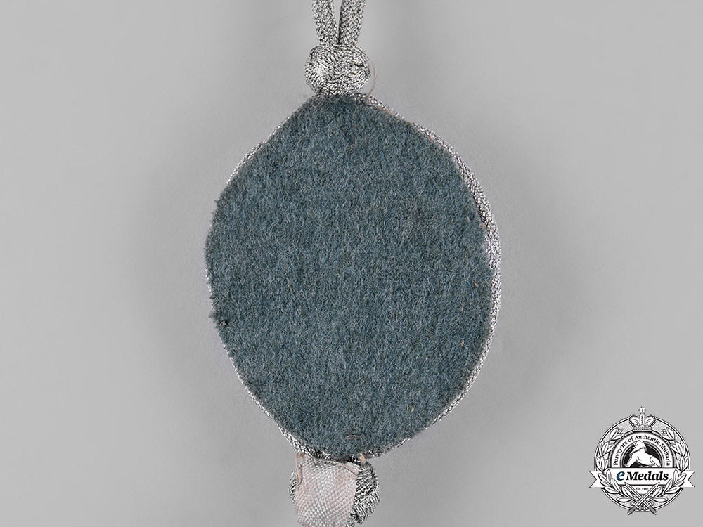 germany,_heer._a_marksmanship_lanyard,_grades5-8_c19_0429