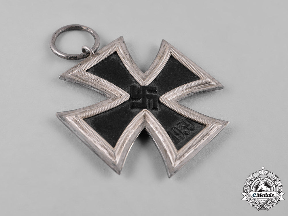germany,_wehrmacht._a1939_iron_cross_ii_class_by_b.h._mayer_c19_0529