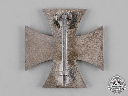 germany,_wehrmacht._a_cased1939_iron_cross_i_class,_by_c.f._zimmermann,_from_the_dietrich_maerz_collection_c19_0569