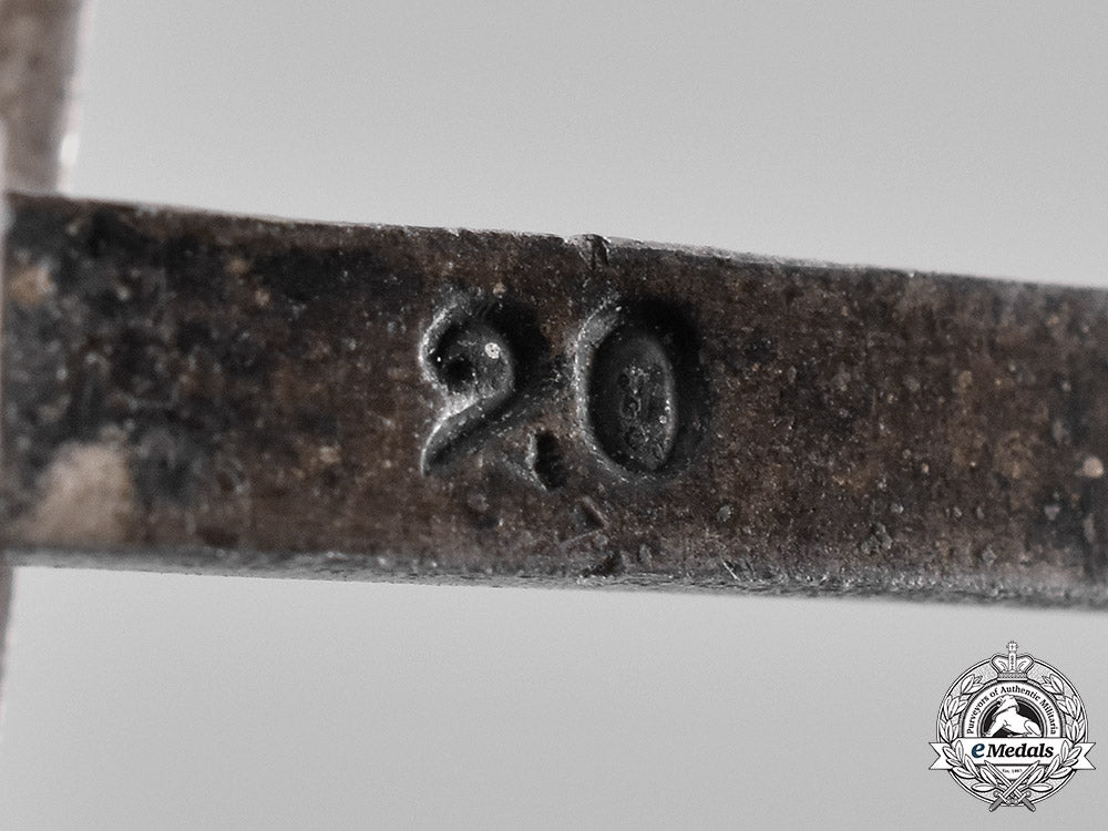 germany,_wehrmacht._a_cased1939_iron_cross_i_class,_by_c.f._zimmermann,_from_the_dietrich_maerz_collection_c19_0574