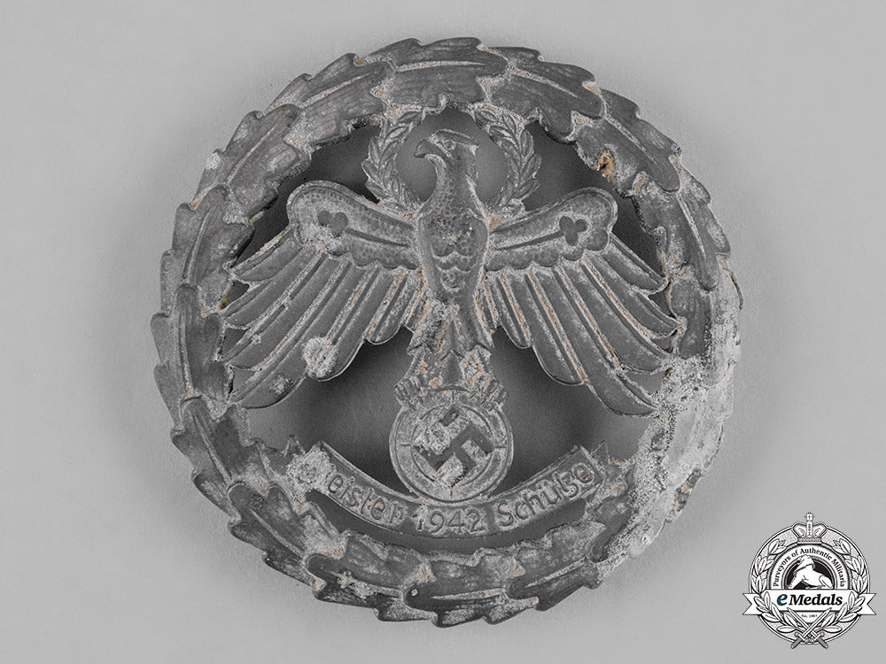 germany,_third_reich._a1942_tirol_shooting_competition_badge_by_carl_poellath_c19_0591