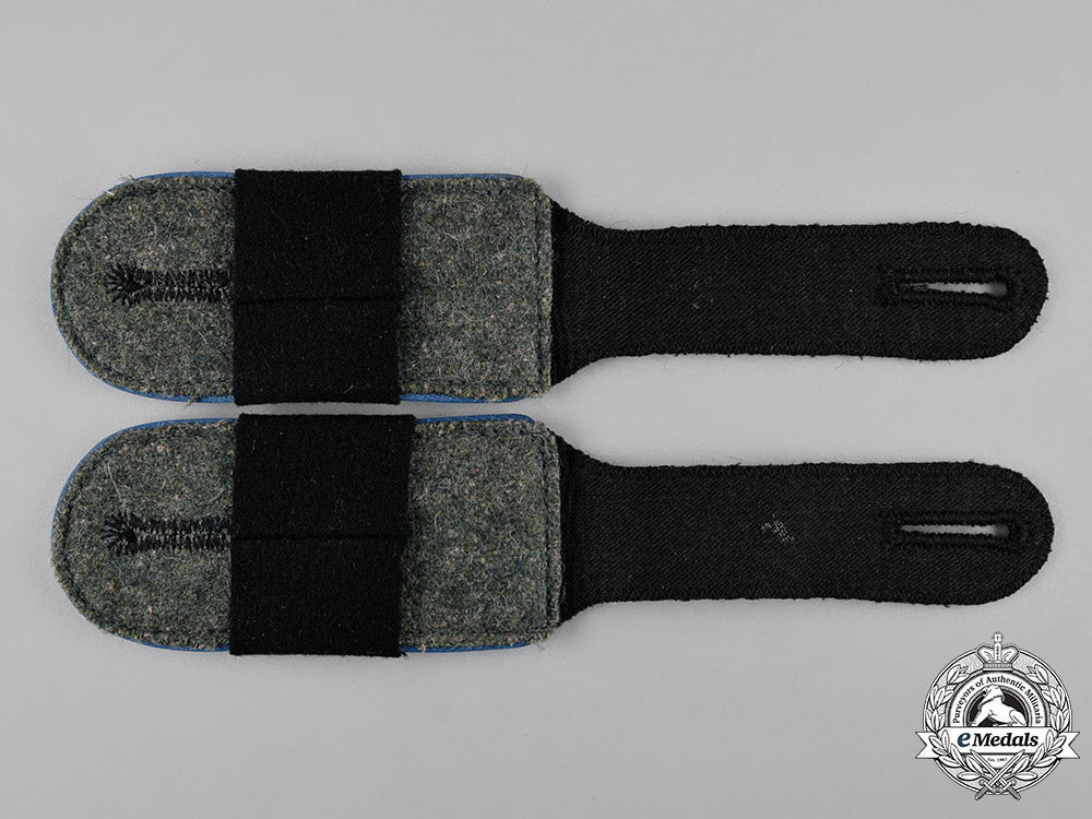 germany,_ss._a_set_of1_st_ss_panzer_division_leibstandarte_ah_mann_supply_troops_shoulder_straps_c19_0626_1_1_1