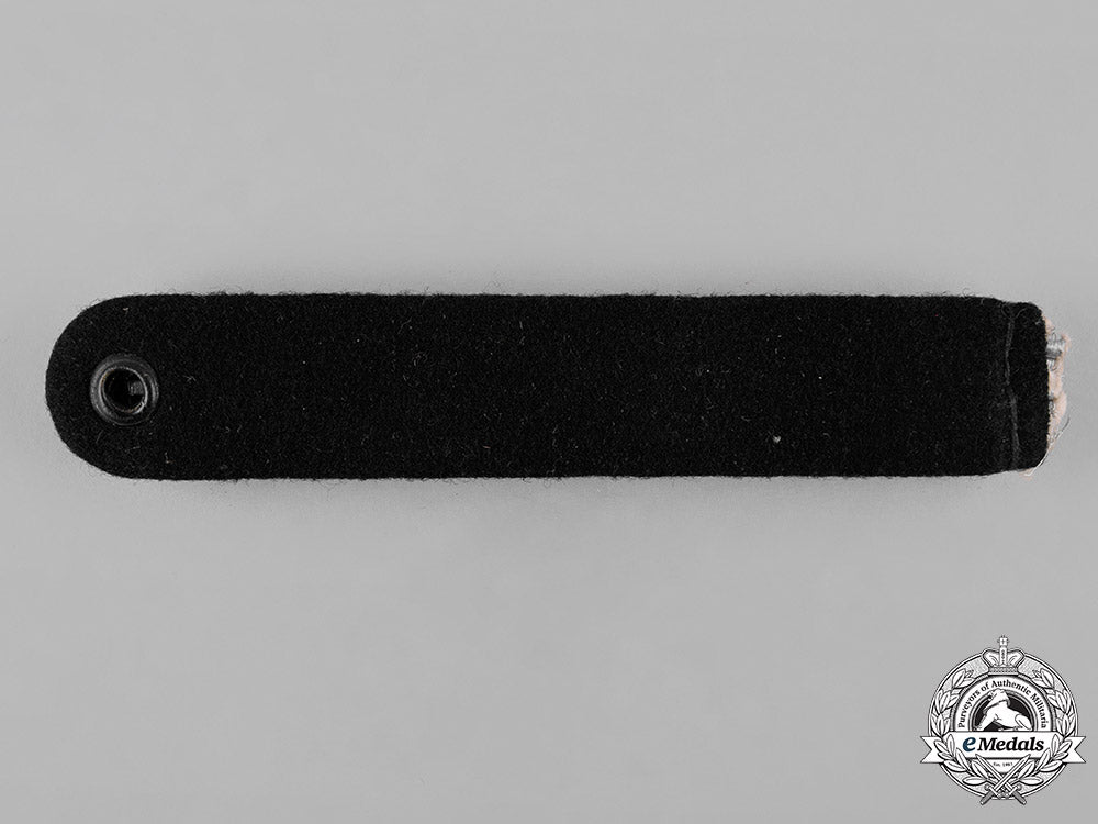 germany,_ss._a_waffen-_ss_staff_officer’s_shoulder_board_c19_0636_1