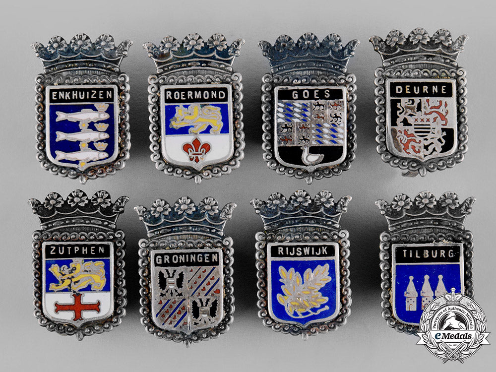 netherlands,_kingdom._forty-_eight_civic_coat-_of-_arms_badges_c19_0782_1_1_1_1_1