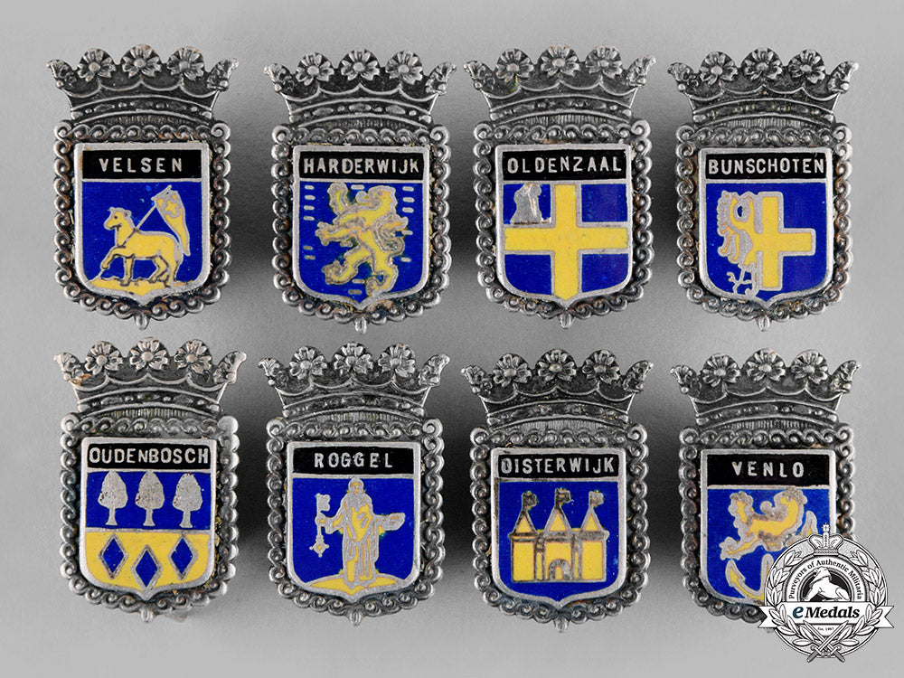 netherlands,_kingdom._forty-_eight_civic_coat-_of-_arms_badges_c19_0784_1_1_1_1_1