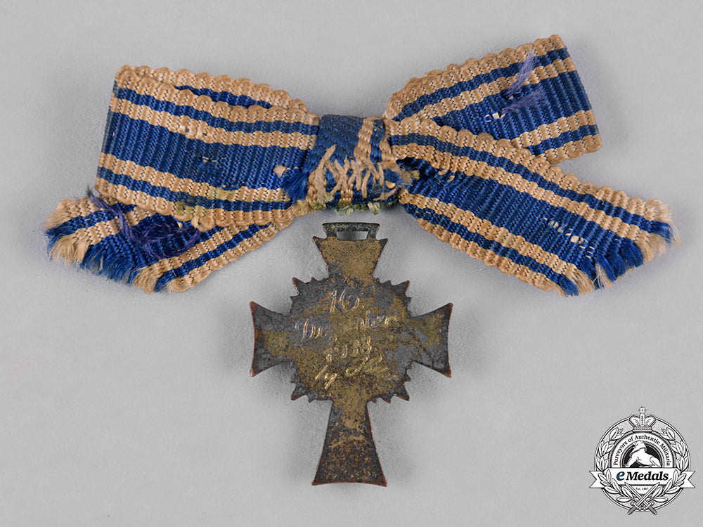 germany,_third_reich._an_honour_cross_of_the_german_mother,_gold_grade_with_miniature_c19_0805