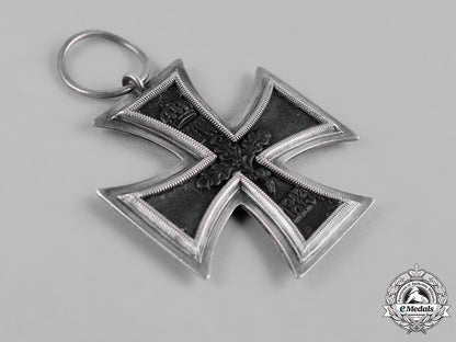 germany,_imperial._a1914_iron_cross_ii_class_with_award_document_to_unteroffizier_holzmann_c19_1028