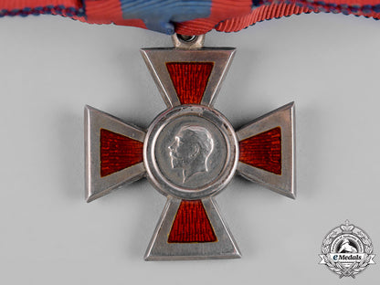 united_kingdom._a_royal_red_cross,_ii_class,_by_garrard&_co._c19_1109
