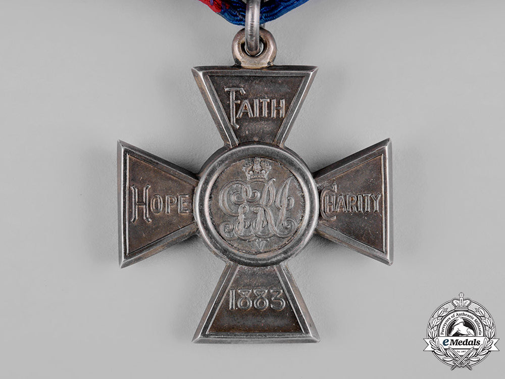 united_kingdom._a_royal_red_cross,_ii_class,_by_garrard&_co._c19_1110