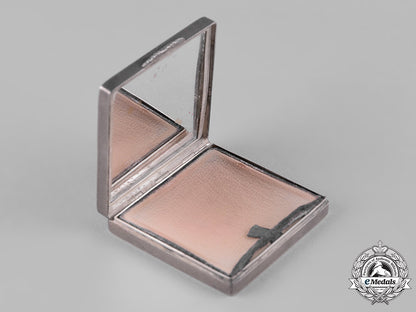 united_kingdom._a_royal_tank_regiment_cosmetic_compact_c19_1228