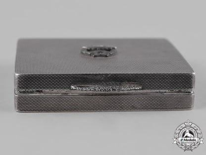 united_kingdom._a_royal_tank_regiment_cosmetic_compact_c19_1230