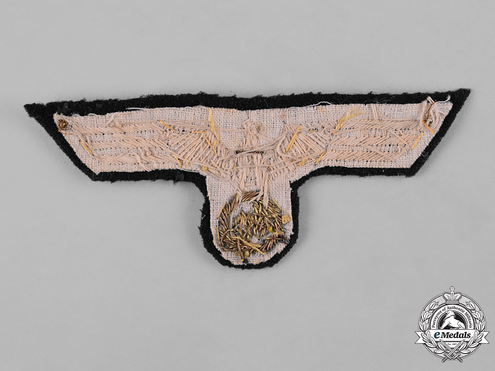 germany,_kriegsmarine._an_officer’s_tunic_breast_eagle_c19_1552