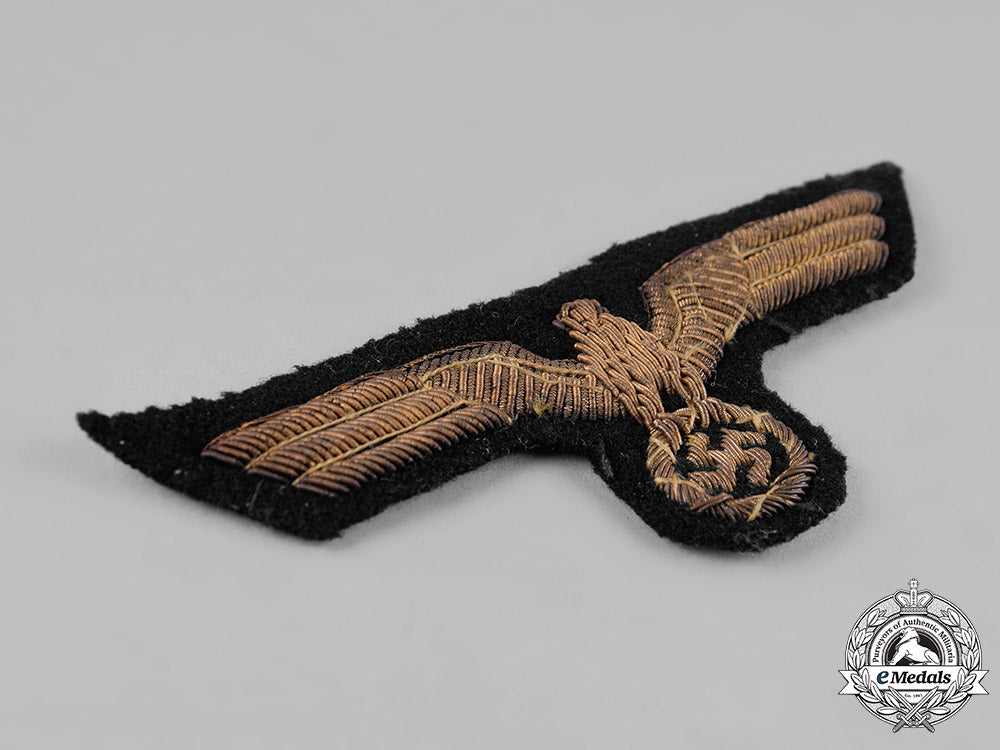 germany,_kriegsmarine._an_officer’s_tunic_breast_eagle_c19_1553